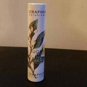 Seraphine Botanicals lip scrub